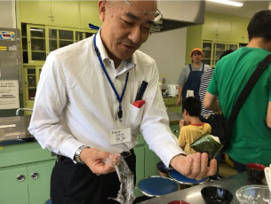 館長もおにぎり