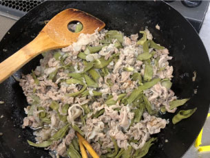 「暮らしの学校の〜ら」と協力農家さんからの野菜